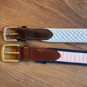 Lot of 2 VINEYARD VINES boys belts.  Size 30 (blue) wnd 32 (pink logo). Excellen